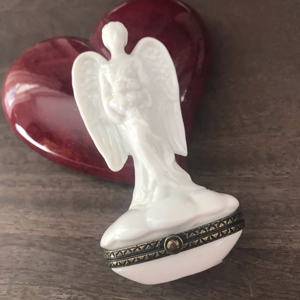 Porcelain Angel Trinket/Jewelry Gift Box.